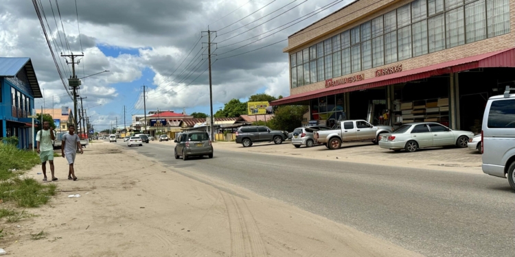 paramaribo suriname latour