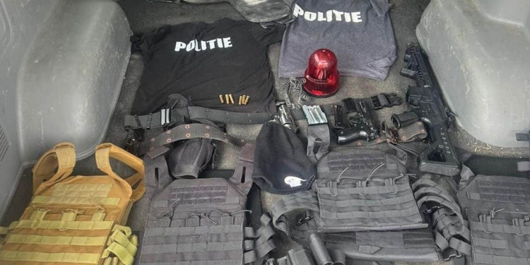 politie attributen wapens crime