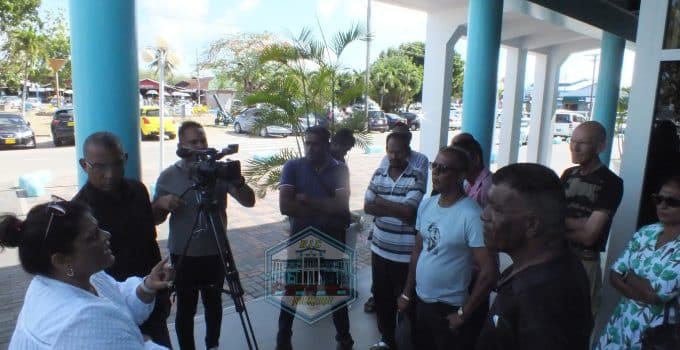 Klacht tegen ondernemer in Nickerie: Geluidsoverlast en illegale activiteiten