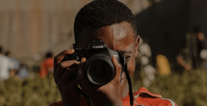 Man mit’ man: Surinaamse fotografen opgeroepen voor fotowedstrijd