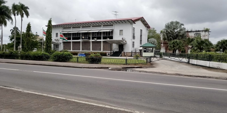kabinet president dna suriname paramaribo fort zeelandia