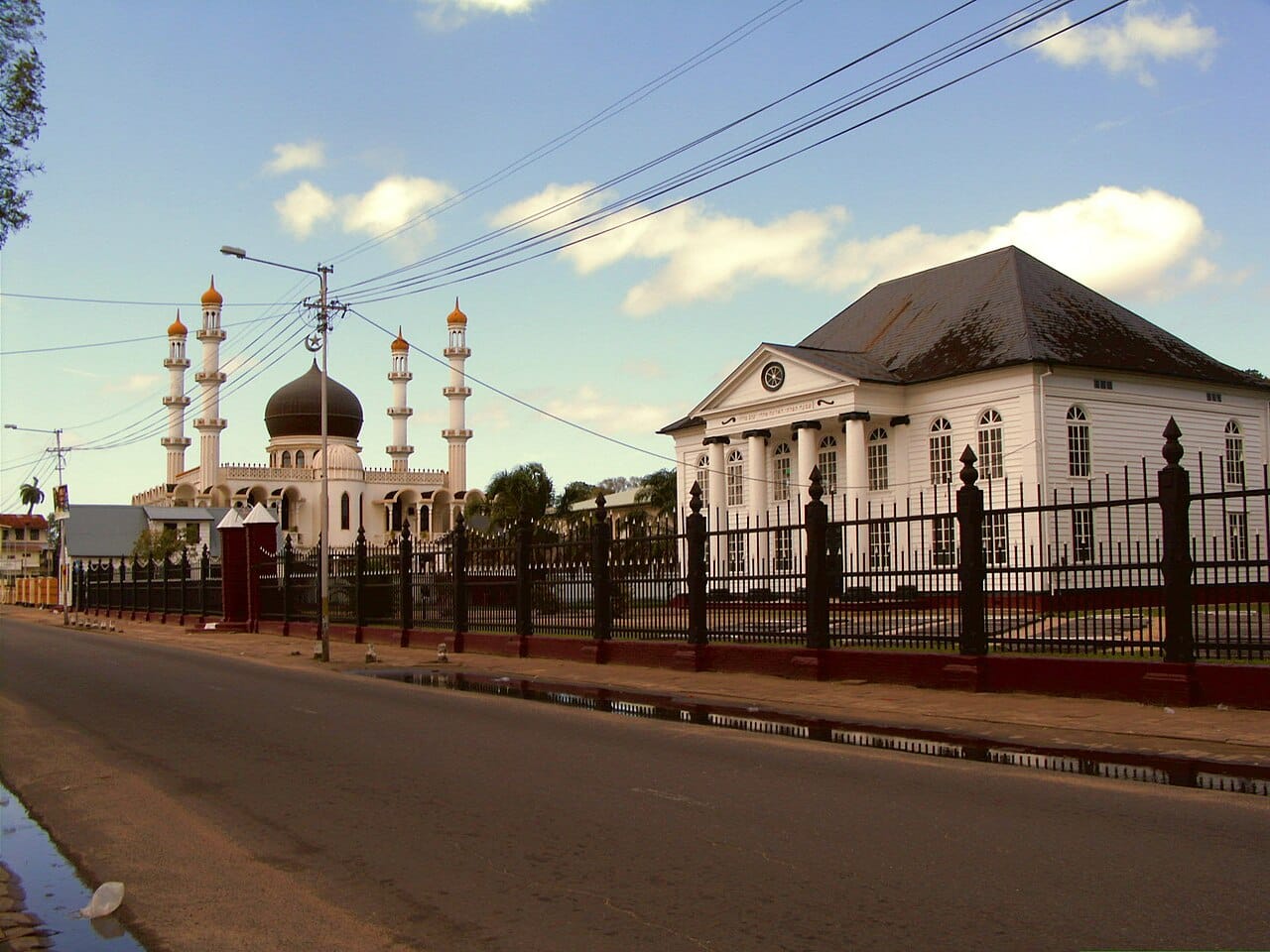 suriname paramaribo synagoge moskee islam jood jodendom moslim