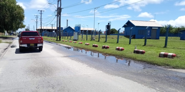 swm paramaribo suriname water straat