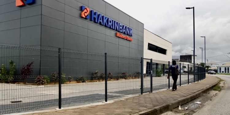 suriname hakrinbank