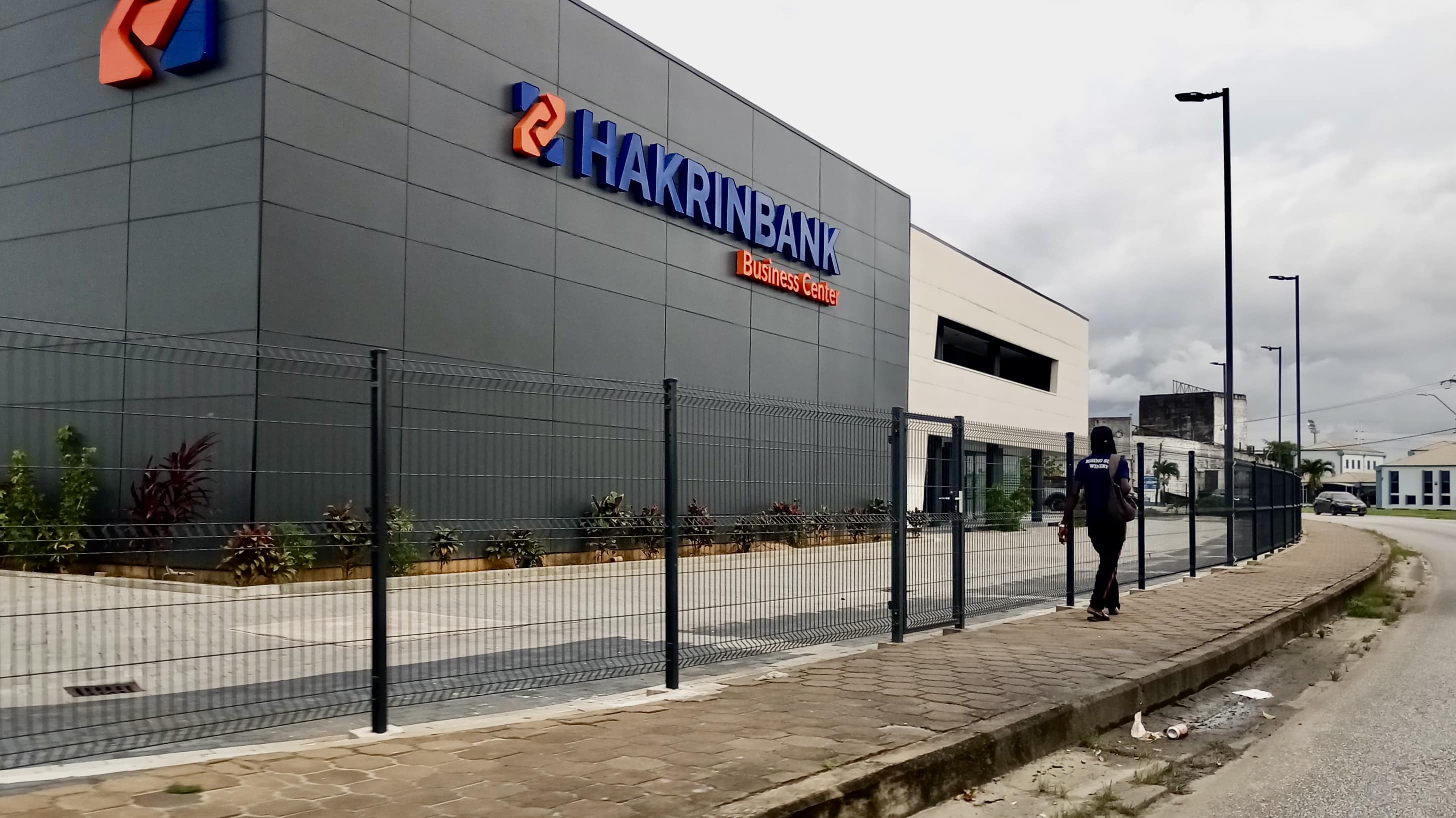 suriname hakrinbank