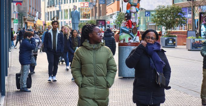 den haag suriname nederland