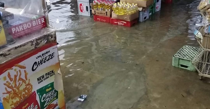 onder water