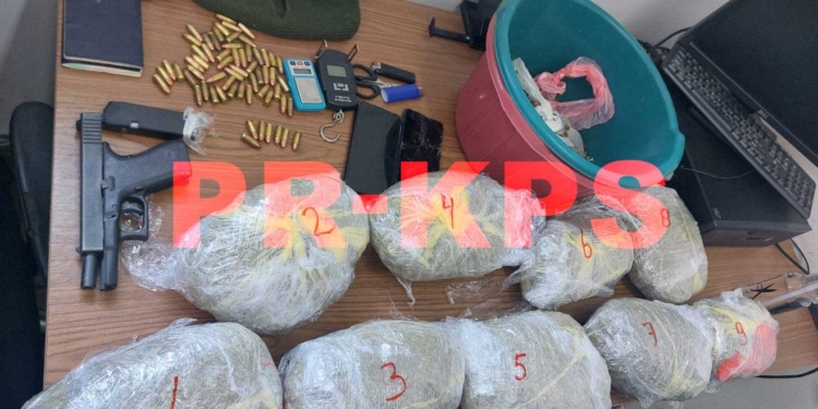 drugs en geld in belsag gnomen door politie