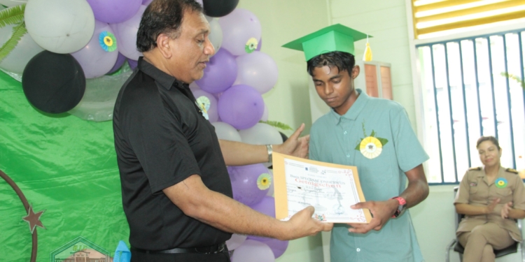 ori henry leerling nickerie