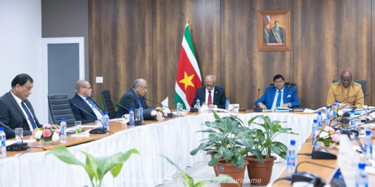 regereing santokhi- brunswijk- ramdin ministers kabinet
