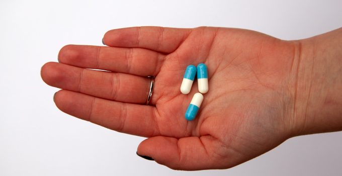 tabletten medicijnen apotheek capsules