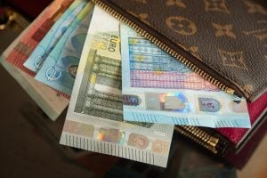 geld euros portemonnee
