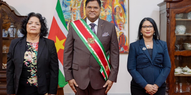 Siegline Wijnhard en mr Maytrie Kuldip Singh