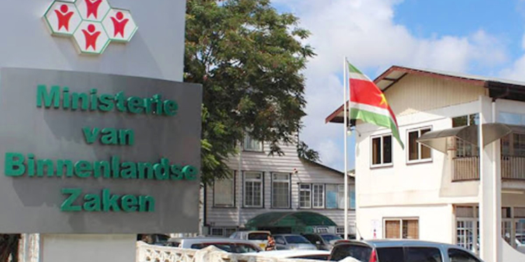 binnenlandse-zaken-suriname