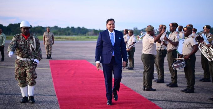 chan santokhi naar aruba