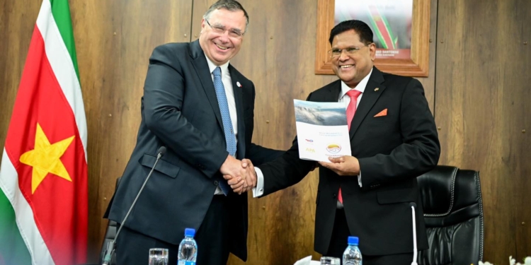 fid overeenkomst ondertekend santokhi en total ceo