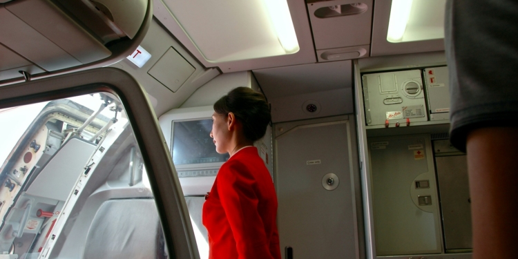 stewardess vleigtuig reizen vakantie passagier
