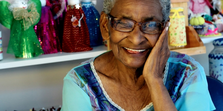 vrouw oud senior
