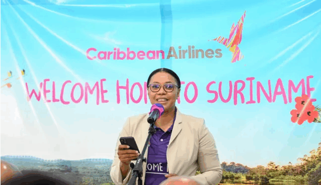 caribbean airlines naar suriname