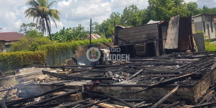 houtenwoning afgebrand