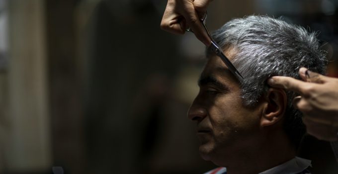 kapper kapsalon barber haren knippen