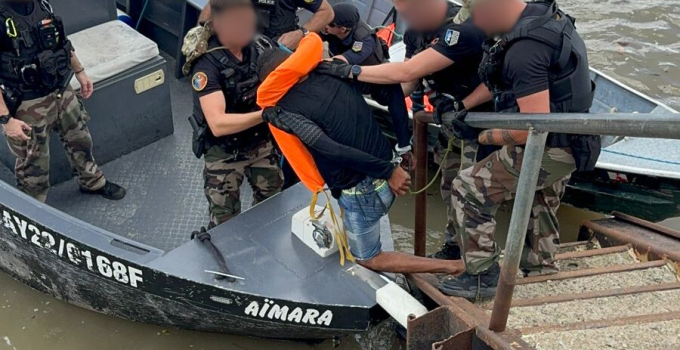 verdachte franse politie