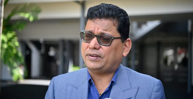 aziz gajadien