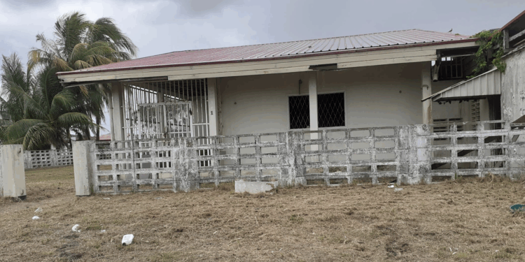 huis woning suriname paramaribo