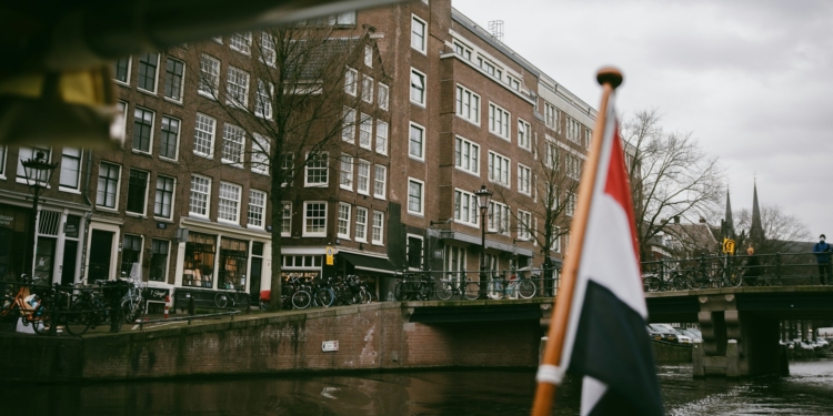 nederland amsterdam vlag grachten kanaal