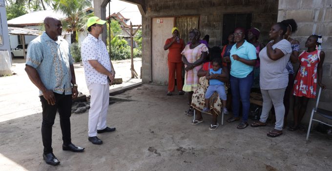 nurmohamed in para bewoners