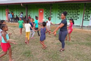 sociaal project kinderen spelen