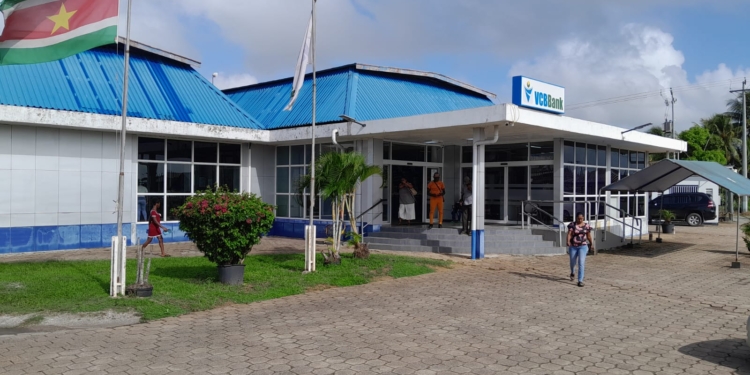 vcb bank suriname