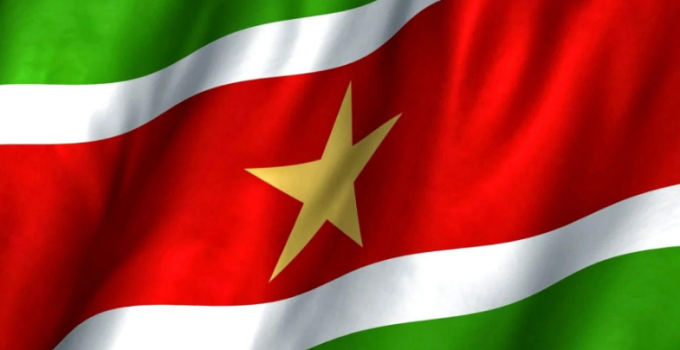 surinaamse vlag