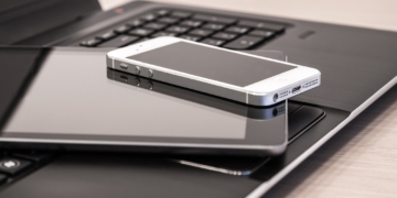 technology laptop mobiel