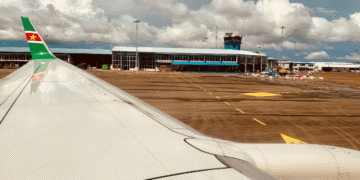 zanderij airport luchthaven
