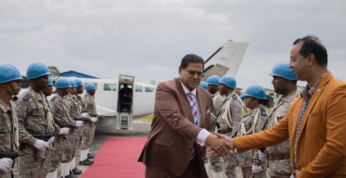President Santokhi keert terug na succesvolle CARICOM-top