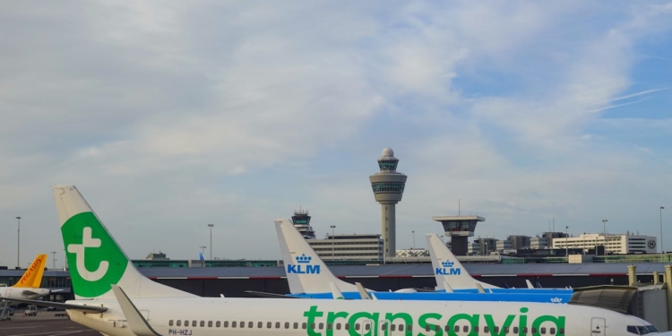 transavia klm schiphol airport
