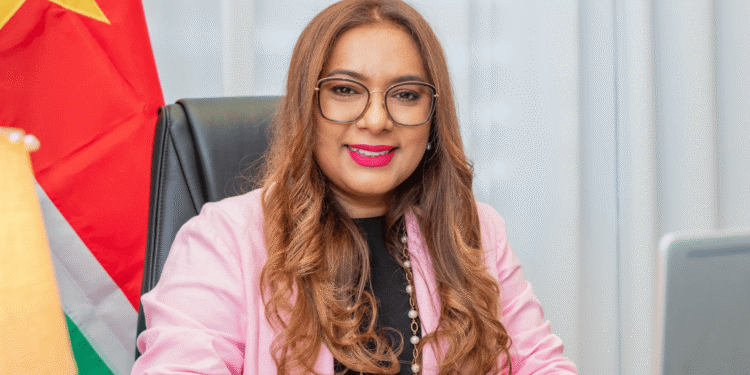 Mellisa Santokhi-Seenacherry