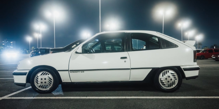 auto opel kadett