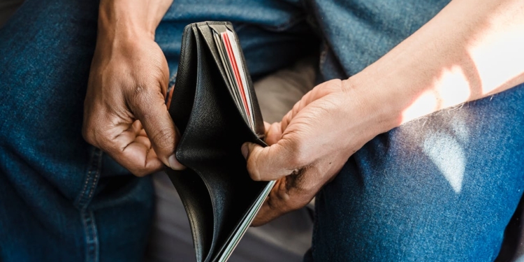geld portemonnee leeg