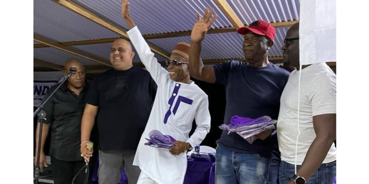 hoofdbestuurslden abop naar ndp