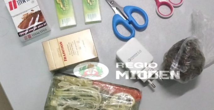 Man betrapt bij smokkelen verboden goederen achter cellenhuis Santodorp