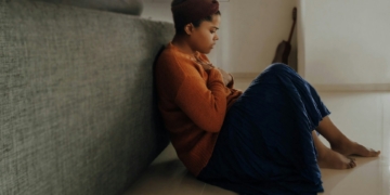 vrouw dame verdrietig stress huilen depressief