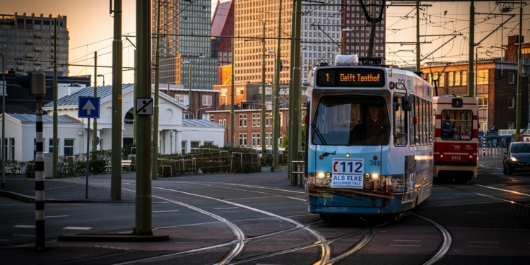 den haag nederland tram