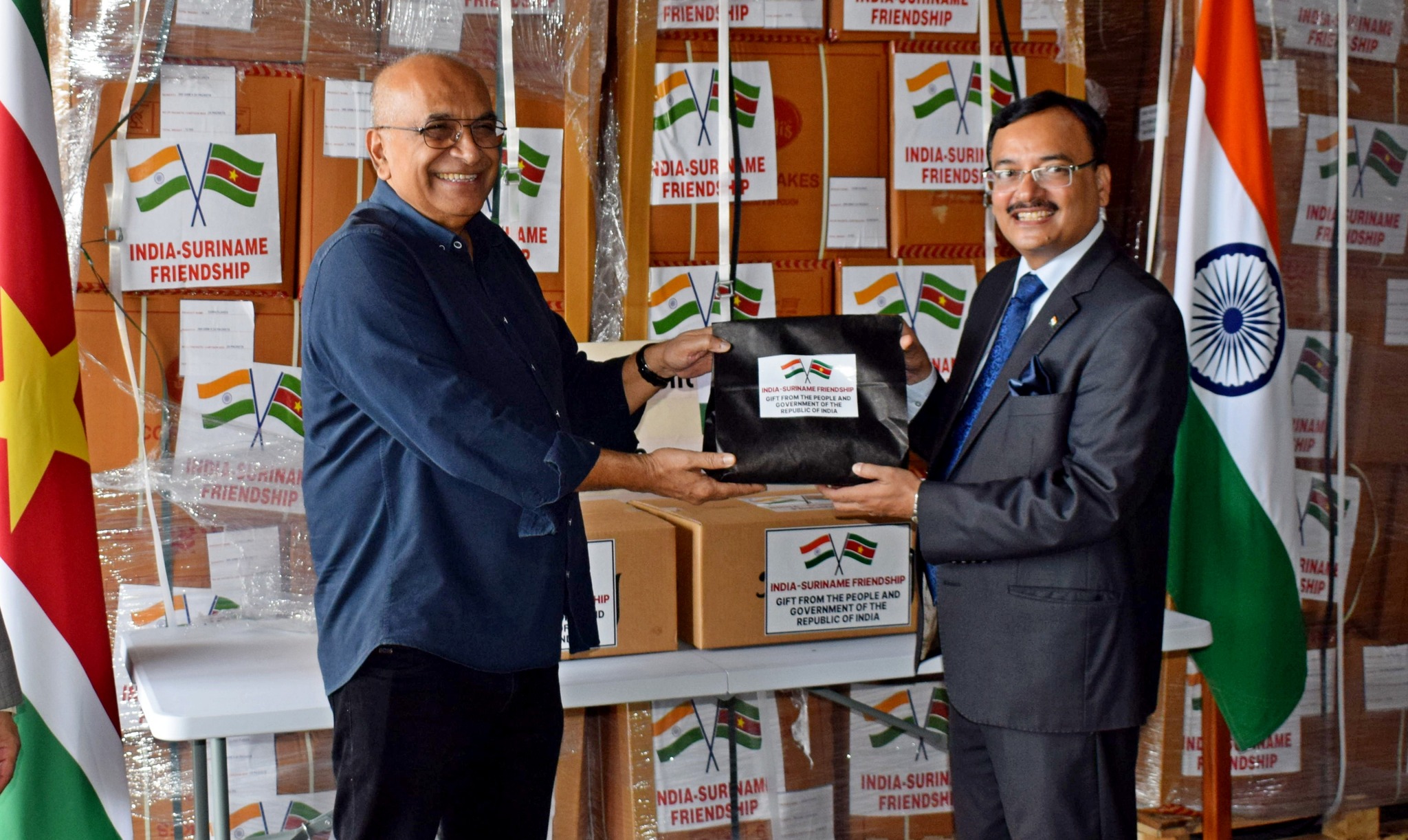 india suriname voedselpaketten