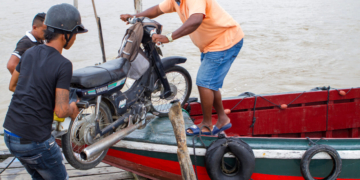 paramaribo suriname korjaal brommer