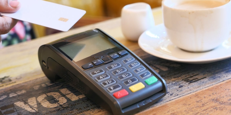 pinnen pos betalen atm