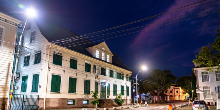 suriname paramaribo DNA assemblee