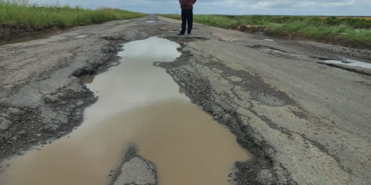 weg naar nickerie oostwetsverbinding
