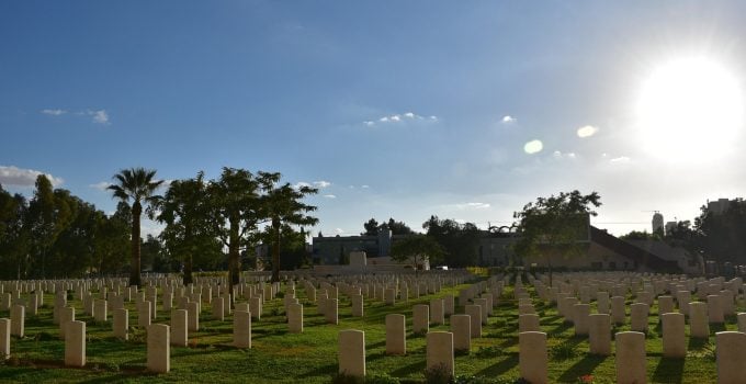 memorial-4529735 1280